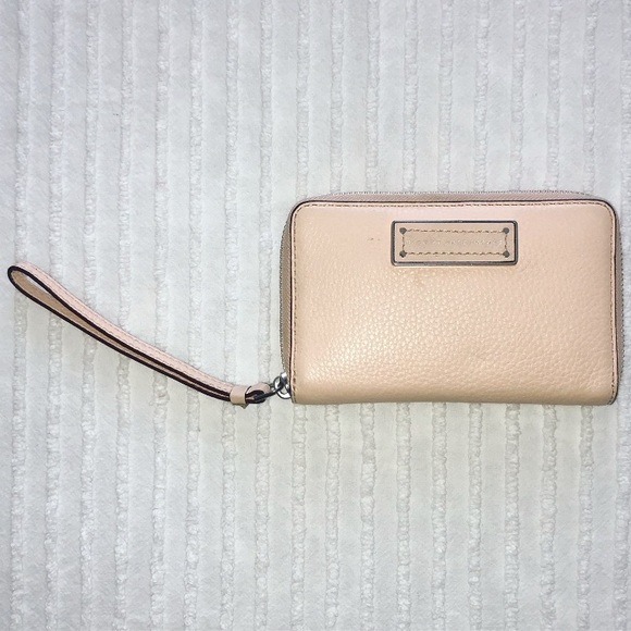 Marc By Marc Jacobs Handbags - Marc by Marc Jacobs Pike Place Leather Wristlet